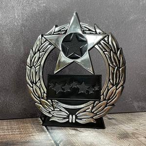 Trofeo Metálico de Diseño Moderno Más Vendido para Torneos Deportivos, Fútbol, Baloncesto, Críquet, Premios Disponibles a Precio de Exportación - Product Image 4