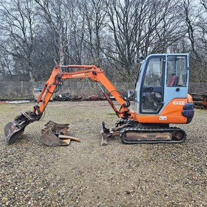 Miniexcavadora Hitachi EX22 Usada con Motor Diésel, Excavadora Compacta de Orugas para Excavación, Zanjado y Movimiento de Tierras, Bélgica - Product Image 5