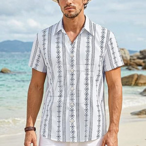 Chemise hawaïenne élégante pour homme, imprimé feuilles exotiques, boutonnée, idéale pour la plage, les vacances, les activités de plein air et les tenues décontractées. - Product Image 3