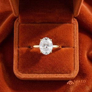 แหวนเพชรโมอิสซาไนต์ทรงรีชุบทอง 18K สำหรับผู้หญิง สัญชาติอเมริกัน - Product Image 5