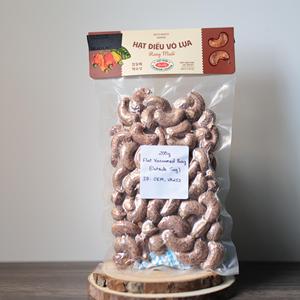 เม็ดมะม่วงหิมพานต์อบออร์แกนิกระดับพรีเมียม น้ำหนัก 200 กรัม บรรจุภัณฑ์สุญญากาศ รสเนยและรสเค็ม ผลิตในเวียดนาม อายุการเก็บรักษา 12 เดือน ปรับแต่งได้ตามต้องการ - Product Image 1