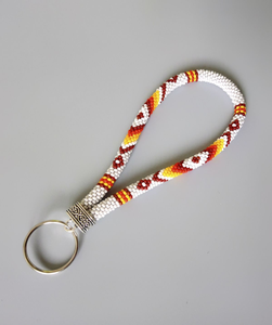 Nouvel arrivage : Porte-clés tendance et élégant, multicolore, perlé, fait main, magnifique, design lanière, par HF Crafts - Product Image 1