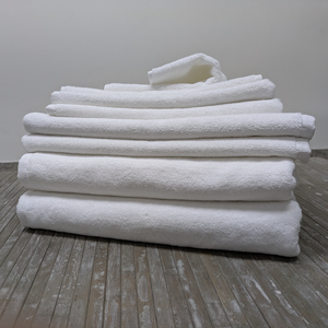 Serviettes de bain de luxe 100 % coton, best-seller, 550 g/m², au meilleur prix - prix progressifs et personnalisation possibles - Product Image 2