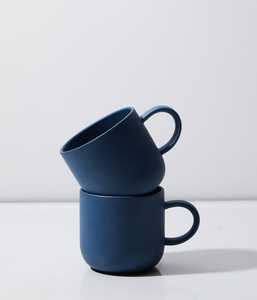 Taza de Cerámica a Rayas Amarilla y Blanca, Diseño Minimalista Mate, Apta para Lavavajillas y Microondas, Regalo para el Hogar - Product Image 3
