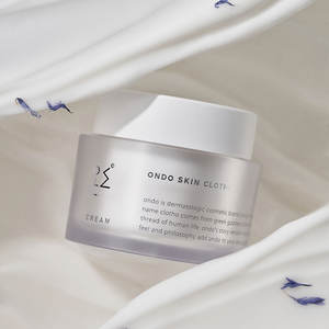 Crema Viso ONDO Skin Clotho E 50ml Antirughe Sbiancante Nutriente con Niacinamide e Olio di Jojoba - Vegana e Cruelty-Free SOLO PER LA CINA - Product Image 2