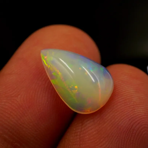 Cabujón de Ópalo Fuego Welo, Corte Pera, 2.70 Ct - Product Image 4