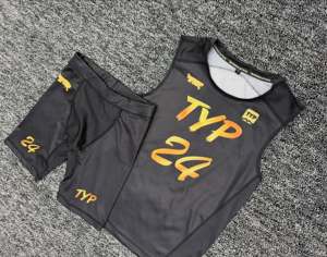 Tenues de football 7 contre 7 personnalisées, maillot et short de football américain avec drapeau, ensemble de vêtements de sport personnalisés pour équipe, uniformes en polyester par sublimation - Product Image 4