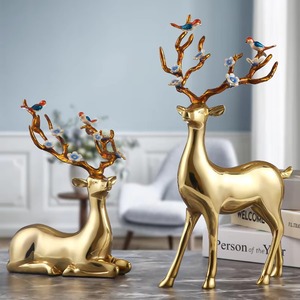 Adorno Premium de Reno con Pájaro en el Cuerno para Exhibición Festiva, Decoración de Mesa Auxiliar de Dormitorio y Uso como Regalo de Temporada - Product Image 5