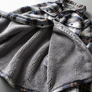 OEM Manufactures High Quality Oversize Sherpa Flannel Jacket Plaid Heavyweight Lined Flannel Jacket for <b>Men</b> - Product Image 3