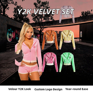 Ensemble de yoga en molleton épais pour femme : sweat à capuche court zippé personnalisé et mini-jupe – Tenue de sport - Product Image 4