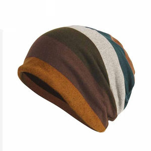 Apparelzest Bonnet de ski unisexe motif crâne, 100% acrylique, avec logo patch jacquard tissé, bonnet d'hiver personnalisé en tricot gaufré à revers pour homme - Product Image 5