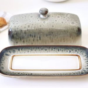 Pot à beurre en céramique artisanal avec couvercle, finition émail réactif, garde le beurre frais, élégant, durable, style de service de table - Product Image 3