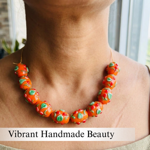 Cuentas de Vidrio Artesanales Exclusivas, Color Naranja Brillante, Ovaladas, 15x20mm |   Colección de Cuentas de Vidrio Florales Hechas a Mano para Joyería - Product Image 5