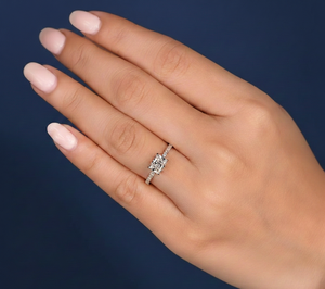 Anillo de Diamante Cultivado en Laboratorio, Corte Radiante y Redondo, 1.21 ct, VVS2, Certificado IGI, Oro Amarillo de 14k, Anillo de Compromiso con Pavé, Venta al Por Mayor, Personalizado - Product Image 6