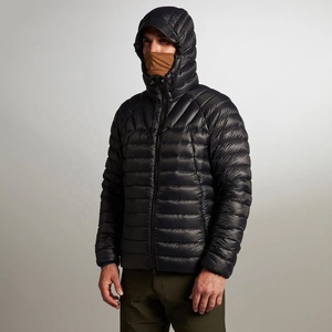 Chaqueta Acolchada con Capucha para Hombre, Resistente al Viento, Color Negro Sólido, Informal, Cierre de Cremallera, Corte Ajustado, Largo Regular, 100% Poliéster - Product Image 2