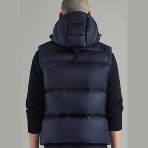 Custom Men's <b>Waterproof</b> Glossy Bubble Puffer Vest Sleeveless Winter Jacket Breathable Lightweight Outdoor <b>Padded</b> Vest - Product Image 2