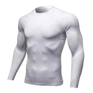 เสื้อรัดกล้ามเนื้อแขนสั้นสำหรับผู้ชาย ขายส่ง เหมาะสำหรับ MMA BJJ ฝึกซ้อม แห้งเร็ว ระบายอากาศได้ดี ชุดออกกำลังกาย - Product Image 5
