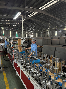 Hot Bán Chống-Trượt 4Mm 5Mm 6Mm Nguyên Chất Liệu Spc Vinyl Tấm Ván Xương Xương Gỗ Hạt Nhà Bếp OEM/ODM Việt Nhà Máy - Product Image 5