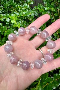 สร้อยข้อมือเรซิ่นทำมือ สีสันสดใส เครื่องประดับแฟชั่น ปรับขนาดได้ สร้อยข้อมือเก๋ไก๋สำหรับผู้หญิง สาวๆ งานปาร์ตี้ งานแต่งงาน และใช้ในชีวิตประจำวัน - Product Image 6