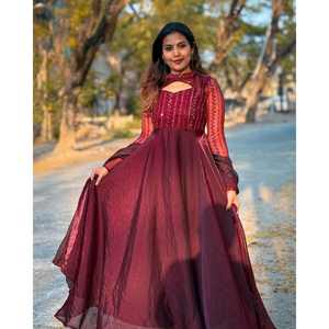 Robe Anarkali et pantalon avec dupatta, nouveau style chic, vêtements indiens et pakistanais - Product Image 2