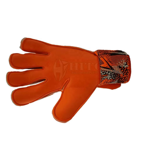 Guantes de portero de fútbol de látex naranja y negro de diseño personalizado de primera calidad con látex alemán en relieve y correa de látex de corte negativo. - Product Image 5