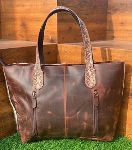 ODM กระเป๋าโท้ทสำหรับผู้หญิงทำจากหนังวัวแท้กระเป๋าถือสะพายข้างเป็นเครื่องมือทำจาก2024 - Product Image 5