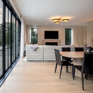 Plancher en bois franc de chêne blanc d'ingénierie, 18 mm d'épaisseur, à rainures et languettes, certifié CARB P2, pour salon - Product Image 3