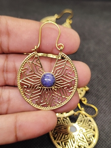 Pendientes de botón geométricos de lapislázuli chapados en oro de moda para mujer, con cuentas, para boda o compromiso, joyería de piedra natural - Product Image 5