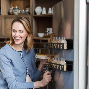 Set di 2 Portaspezie Magnetici a Forma di Gatto Nero, Cestello Magnetico in Metallo per Frigorifero, Organizzatori per Condimenti per Uso Domestico - Product Image 6