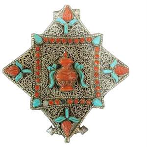 Colgantes de Plata de Ley con Turquesa, Caja Religiosa Tibetana y Diseño Ghau - Product Image 2