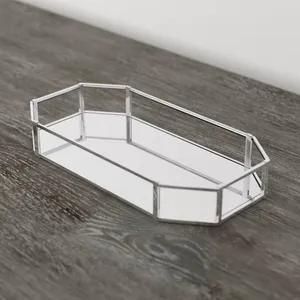 Bandeja de Servicio de Metal Martillado de Primera Calidad con Acabado Artesanal para Restaurantes, Hoteles y Resorts de Lujo, Bandeja Geométrica de Vidrio para Cosméticos - Product Image 3