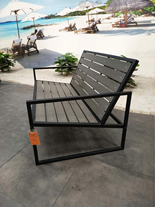 Banco de Patio Moderno para Exteriores con Asiento y Respaldo de Madera, Diseño de Estructura de Acero para Jardín, Parque o Villa, KTS-170605-02 - Product Image 4