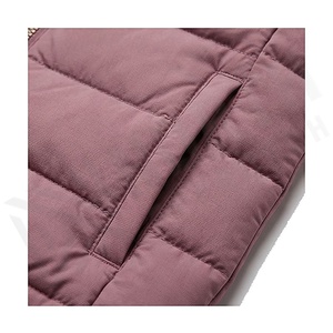 Chaqueta Acolchada con Capucha para Mujer, Invierno, Manga Larga, Color Sólido, Relleno de Poliéster, Cierre de Cremallera, Largo Regular - Product Image 5