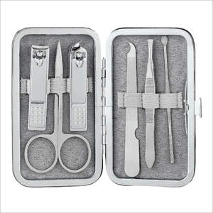 Juego de 24 Piezas de Cortaúñas de Acero Inoxidable Práctico en Oferta, Herramientas de Manicura Negras para Cuidado Personal y Belleza - Product Image 4