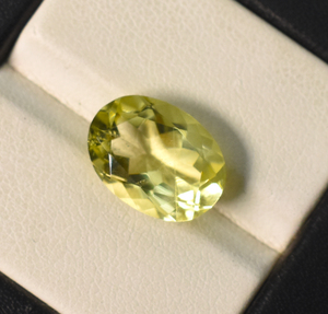 Cuarzo Limón Natural Ovalado 14X10X7 mm 5.85 ct Gema Suelta para la Fabricación de Joyas - Product Image 3