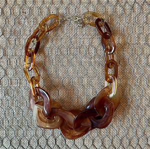 Elegante Collar de Resina con Cuentas Vintage de Javed Handicrafts, Joyería de Moda Unisex, Colores Vibrantes, Diseño Ligero, Perfecto para Uso Diario - Product Image 3