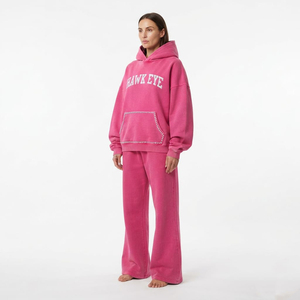 Ensemble de survêtement d'hiver deux pièces pour femme, personnalisé, en molleton de coton épais, délavé à l'acide, avec sweat à capuche orné de strass et pantalon large, vente en gros - Product Image 3