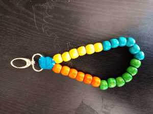 Porte-clés coloré bohème en perles de bois faites à la main, pendentif, breloque de sac, décoration d'intérieur, cadeau - Product Image 1