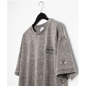 T-shirt oversize délavé pour homme, à épaules tombantes et manches courtes, personnalisé, effet délavé et déchiré, style délavé à l'acide - Product Image 5