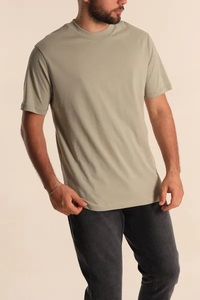 เสื้อยืดแขนสั้นผู้ชายสไตล์ลำลอง ทรงปกติ ผ้าถัก ไม่หด 100% โพลีเอสเตอร์ โลโก้ด้านหน้า ลายเรียบ - Product Image 6