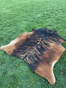 Wholesale supply cowhide rug organic phosphorus Tanned hair on cowhide natural large cowhide cow skin - Product Image 4