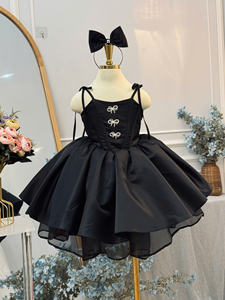 Vestido de Princesa Casual Ecológico al por Mayor para Niñas, Estilo Halter Maxi, de 1 a 10 Años, ODM/OEM, para Múltiples Ocasiones, con Capa Flotante y Accesorios - Product Image 2