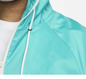 Veste coupe-vent softshell pour homme de haute qualité, sur mesure, fermeture éclair intégrale, imperméable, avec col montant pour le printemps - Product Image 3