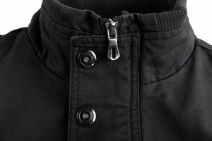 Chaqueta Cargo Urbana para Hombre con Logotipo Personalizado – Prenda Exterior Moderna y Funcional con Diseño Multibolsillos para un Estilo Diario - Product Image 4