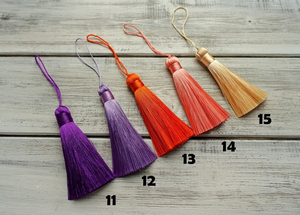 Pompon Mala en Soie de Haute Qualité 8cm, 25 Couleurs, Fixation par Boucle, Pompons Mala Personnalisés en Fil, Franges à Usage Personnalisé - Product Image 4