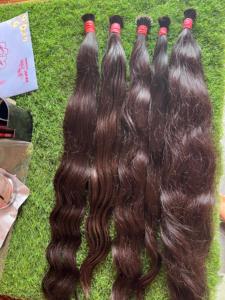 Extensions de cheveux humains ondulés Rich Chestnut, texture lisse, extra longues, à brins uniques, provenant de cheveux de temple, pour usage professionnel en salon - Product Image 3