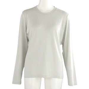 Hauts actifs pour femmes en bambou et polyester respirants et écologiques, à séchage rapide et antibactériens - Product Image 3