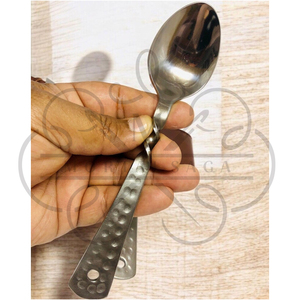 Juego de Cubiertos Rústicos de Acero Forjado a Mano Estilo Vikingo, Colección Exclusiva de Comedor Artesanal, Cuchara, Tenedor y Cuchillo para Exteriores - Product Image 6