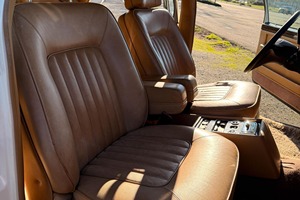 Bentley EIGHT de 1988, Vehículos Usados Confiables - Product Image 5