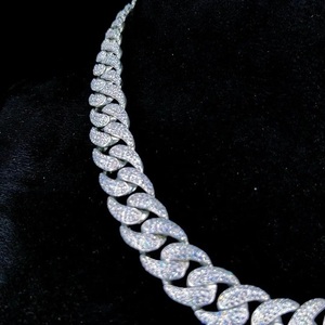 VVS Moissanite Lab Diamant Argent 925 Cubain Collier et Chaîne Hip Hop Iced Out Bijoux Moissanite Cuban Link Chain - Product Image 3